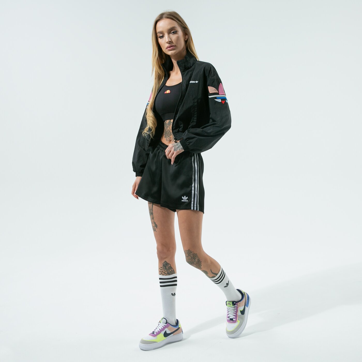 Дамски къси панталони ADIDAS ШОРТИ SHORTS h37806 цвят черен