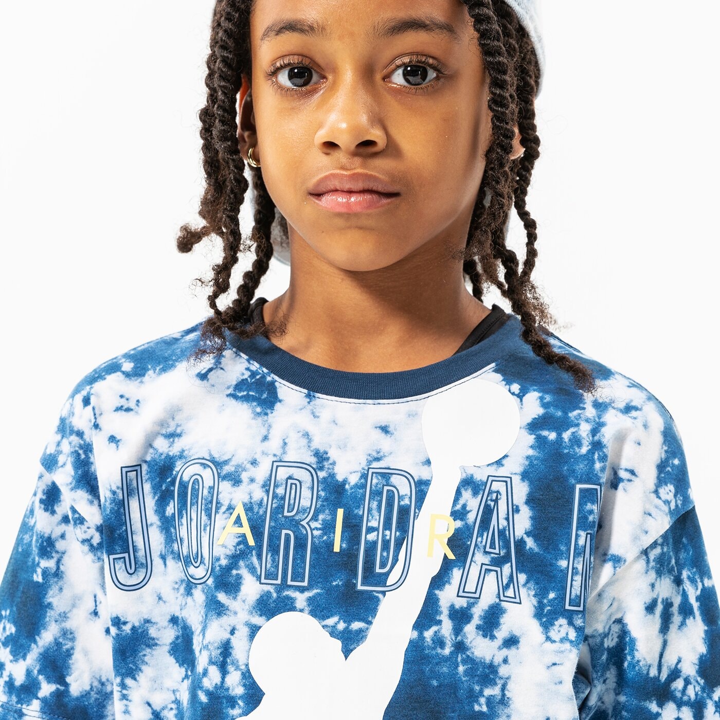Детска тениска JORDAN ТЕНИСКА SKY DYE JUMPMAN TEE GIRL 45b550-baj цвят син