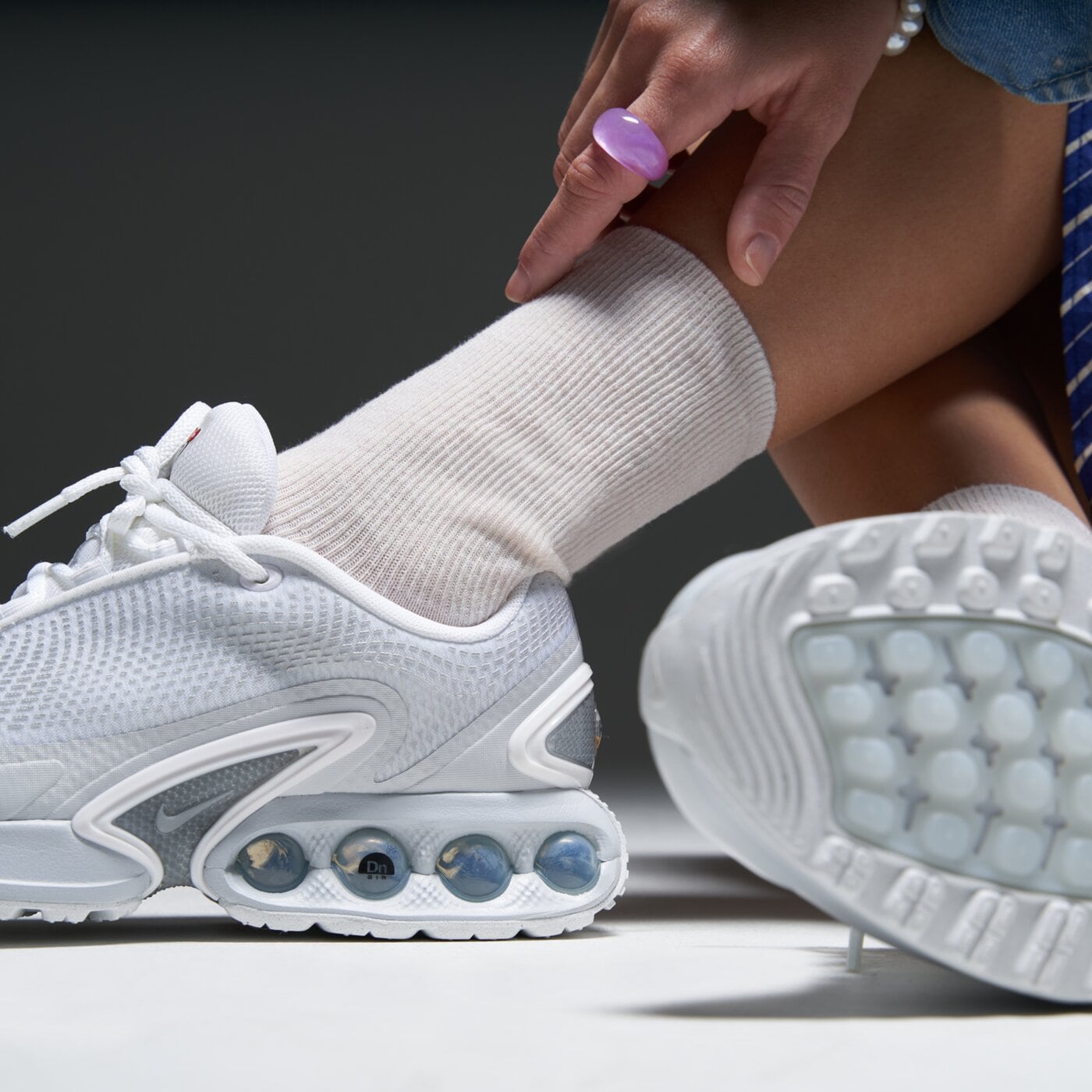 Дамски маратонки NIKE W AIR MAX DN  fj3145-100 цвят бял