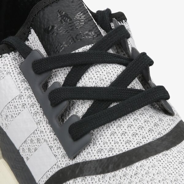 Мъжки маратонки ADIDAS NMD_R1 fy3685 цвят сив