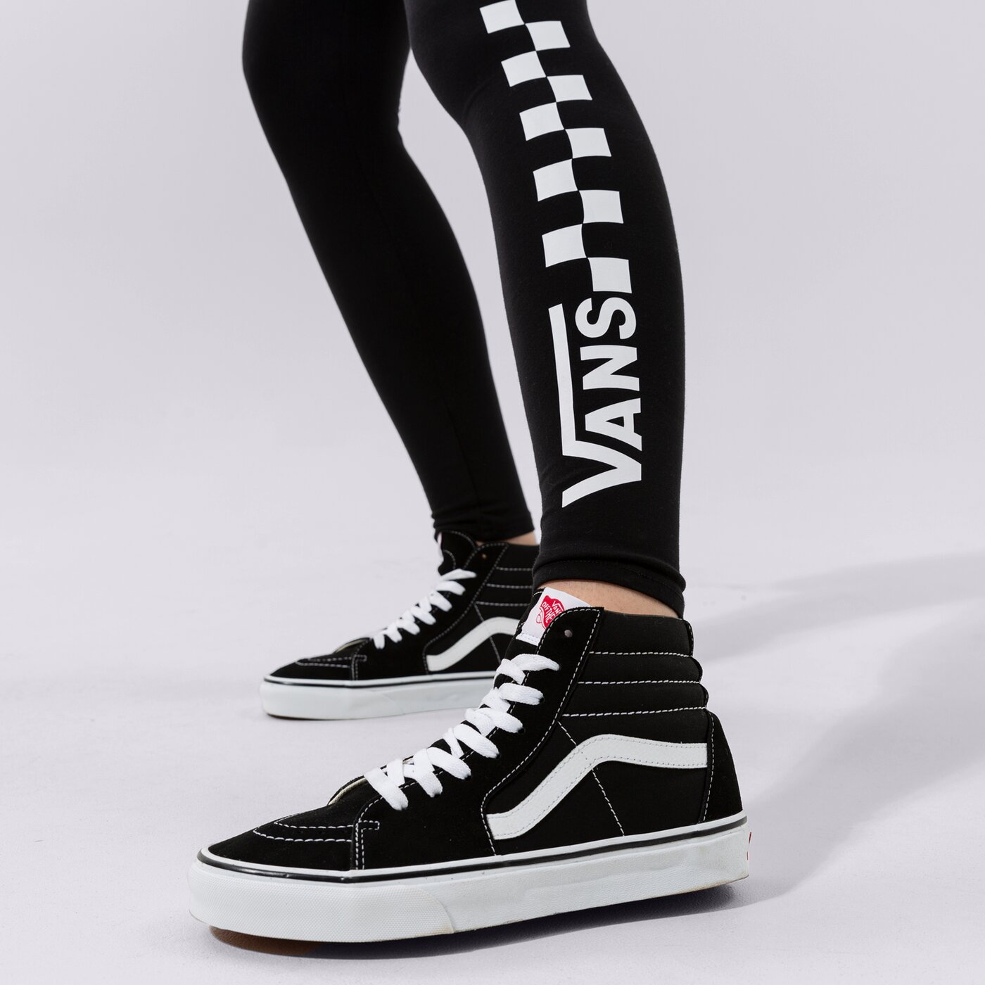 Дамски панталони VANS КЛИН CHECKERBOARD vn0a4s9wblk1 цвят черен