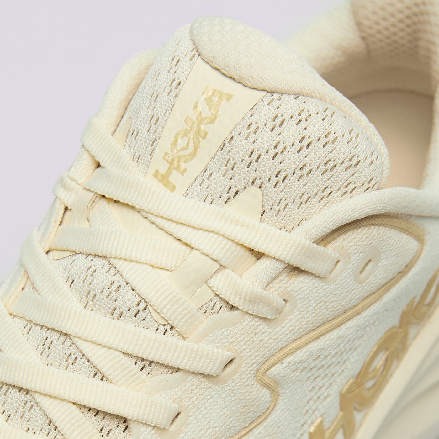 Дамски маратонки HOKA CLIFTON 10 1162031vch цвят бежов