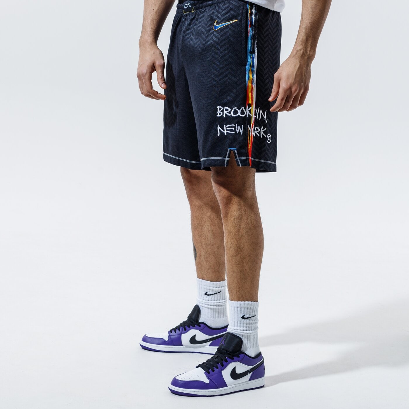 Мъжки къси панталони NIKE ШОРТИ BROOKLYN NETS SWINGMAN CITY EDITION 2020 NBA cn1964-010 цвят черен