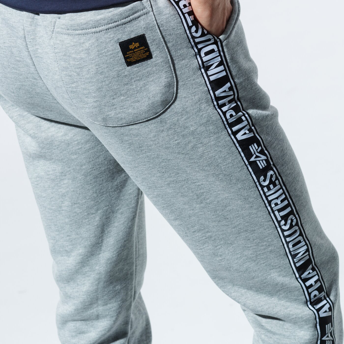 Мъжки панталони ALPHA INDUSTRIES ПАНТАЛОНИ AI TAPE JOGGER 19837317 цвят сив