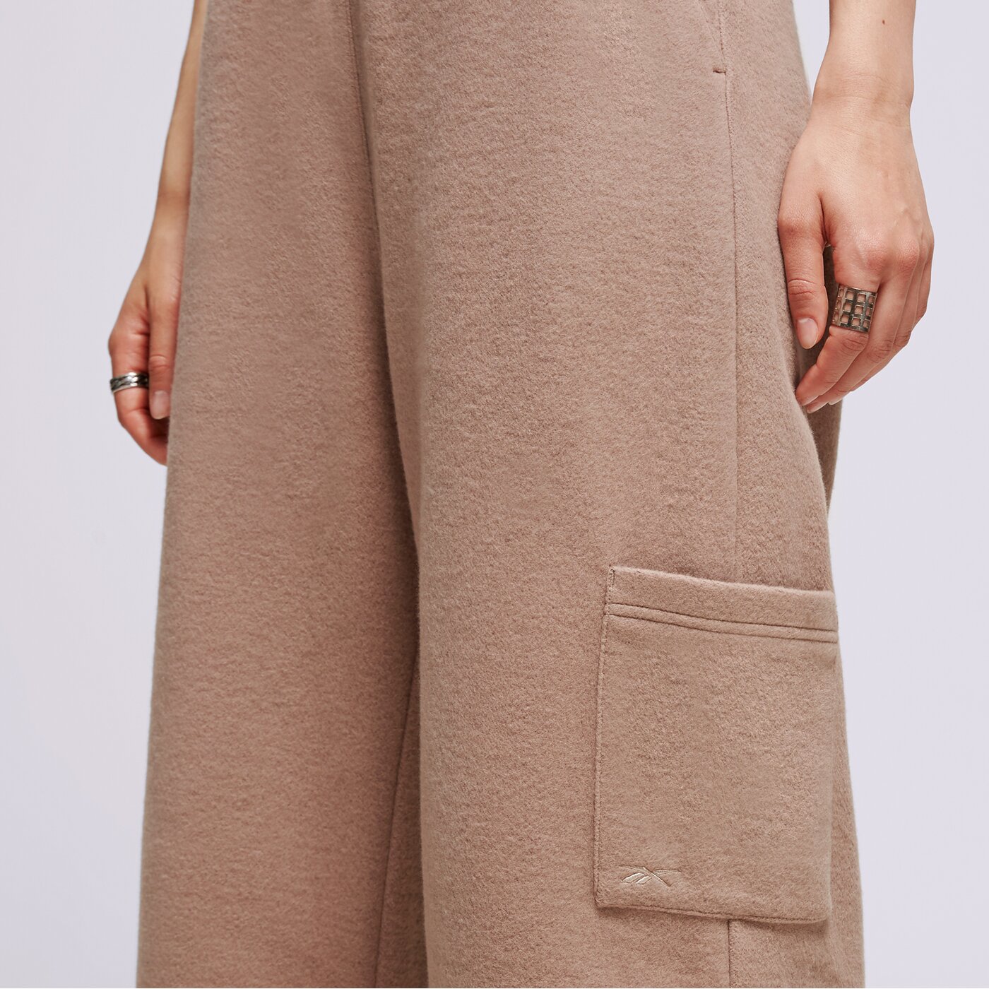 Дамски панталони REEBOK ПАНТАЛОНИ CL WDE FL WIDE LEG PANT hs0384 цвят виолетов