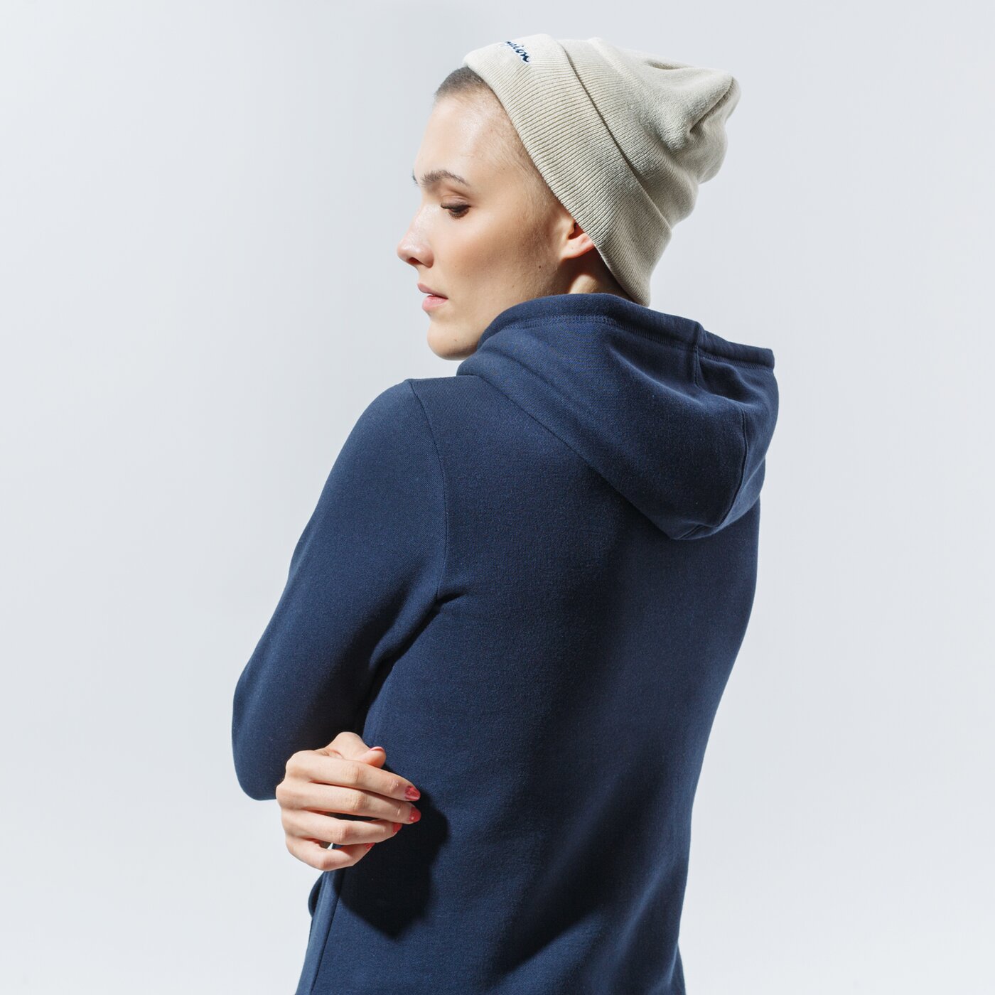 Дамски суичър CHAMPION СУИТЧЪР С КАЧУЛКА HOODED SWEATSHIRT 113207bs501 цвят тъмносин