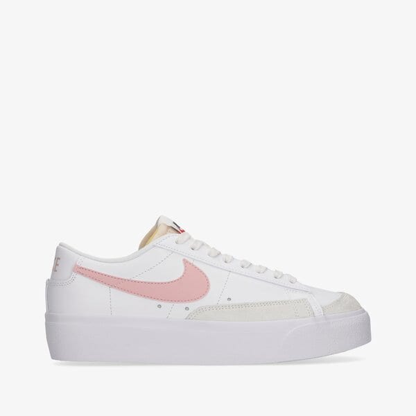 Дамски маратонки NIKE BLAZER LOW PLATFORM  dj0292-103 цвят бял