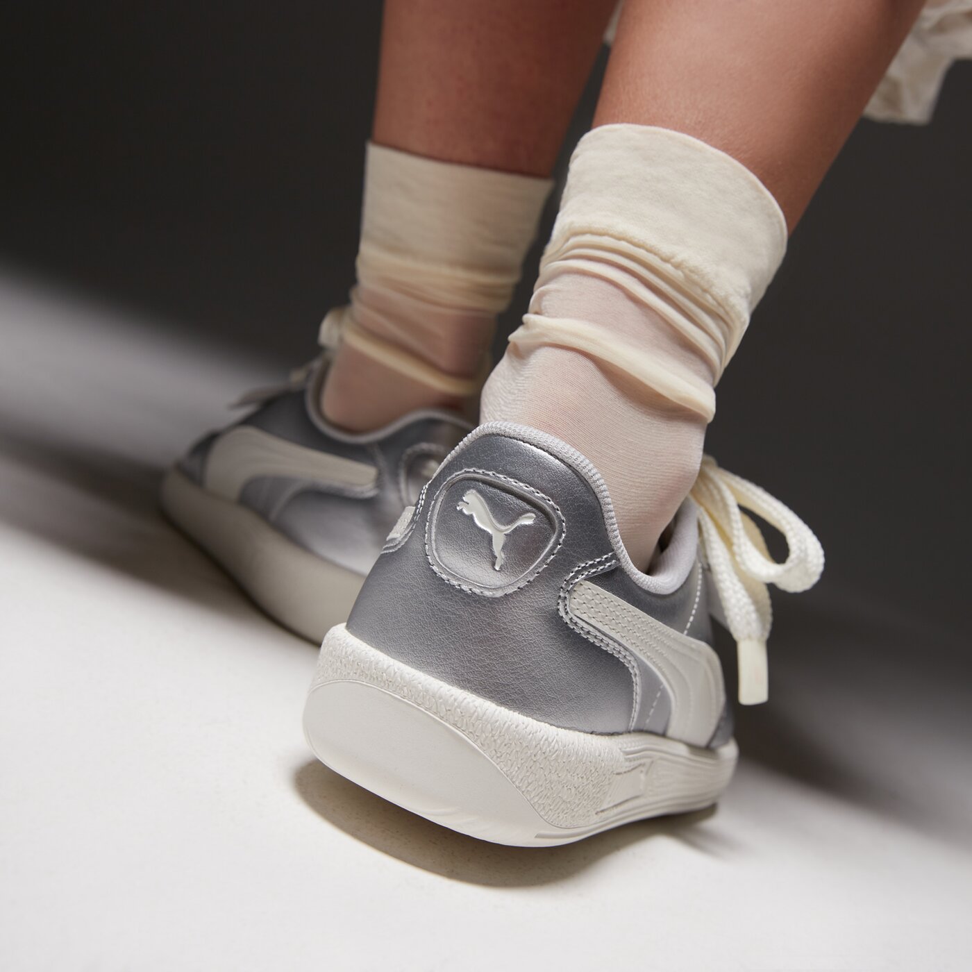 Дамски маратонки PUMA PALERMO WIDE LACE 40233101 цвят сребърен