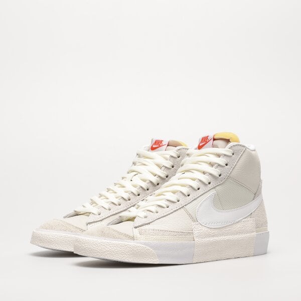 Мъжки маратонки NIKE BLAZER '77 PRO CLUB dq7673-003 цвят бежов