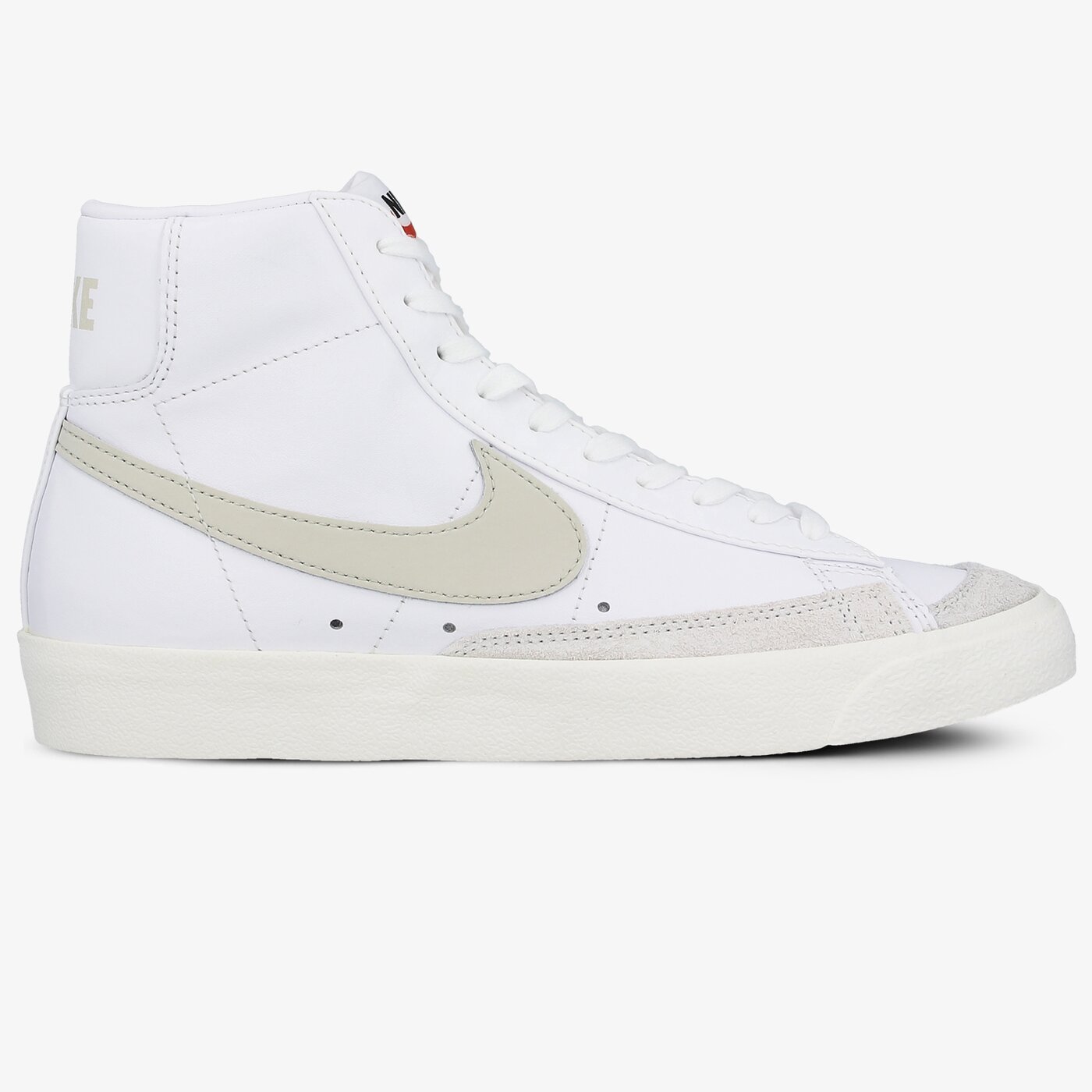 Мъжки маратонки NIKE BLAZER MID '77 VINTAGE bq6806-106 цвят бял