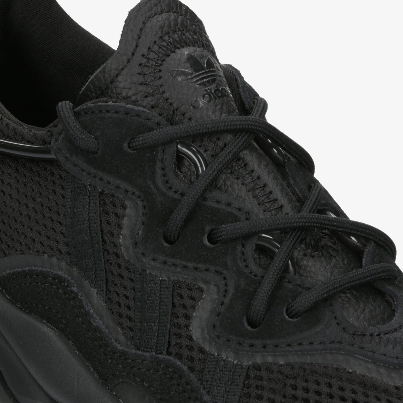 Дамски маратонки ADIDAS OZWEEGO ee6999 цвят черен