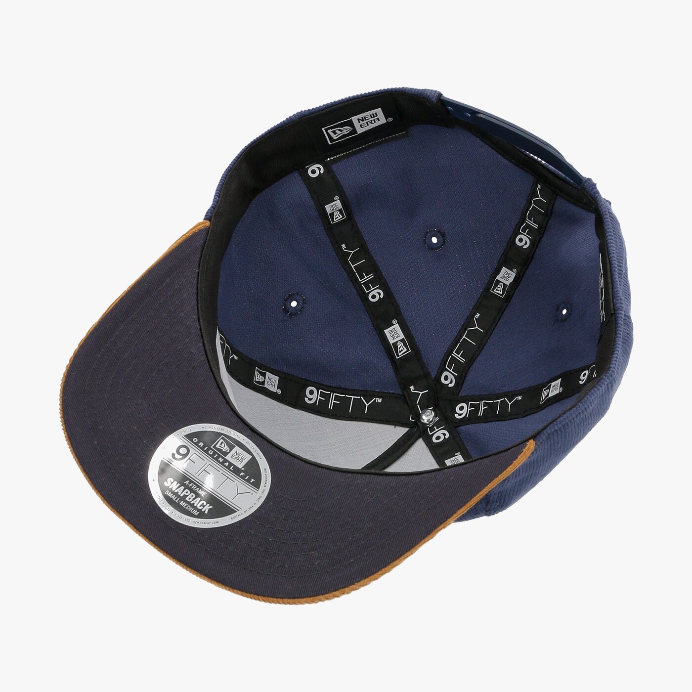 Дамска шапка с козирка NEW ERA ШАПКА HEX CORD NE NAV/WHE 80371423 цвят тъмносин