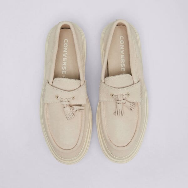 Дамски кежуал CONVERSE CHUCK TAYLOR ALL STAR LUGGED HEEL LOAFER a15553c цвят кремав