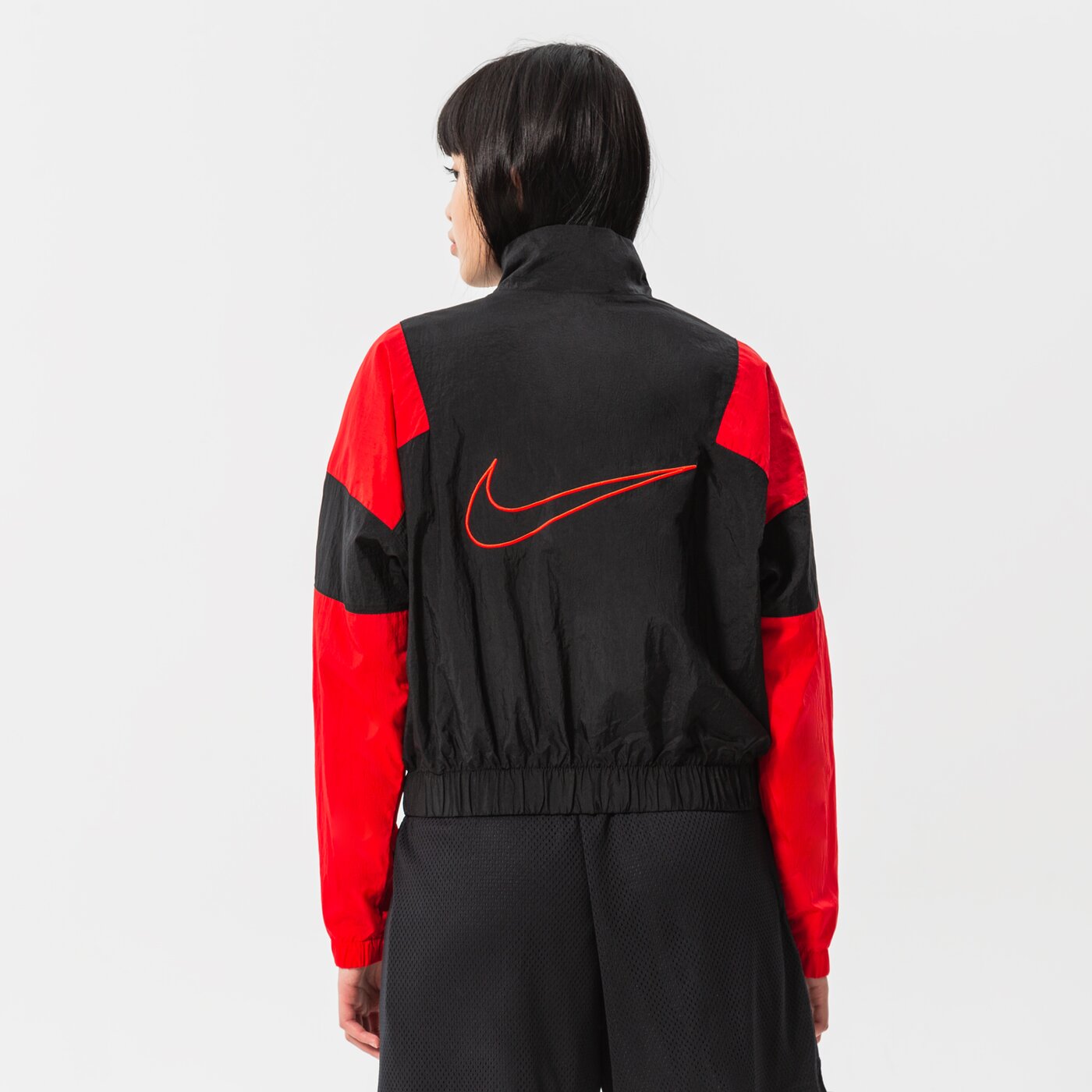 Дамски суичър NIKE СУИТЧЪР СЪС ЗАКОПЧАВАНЕ   CHI W NK JKT LTWT CTS TEAM NB dh8629-010 цвят черен
