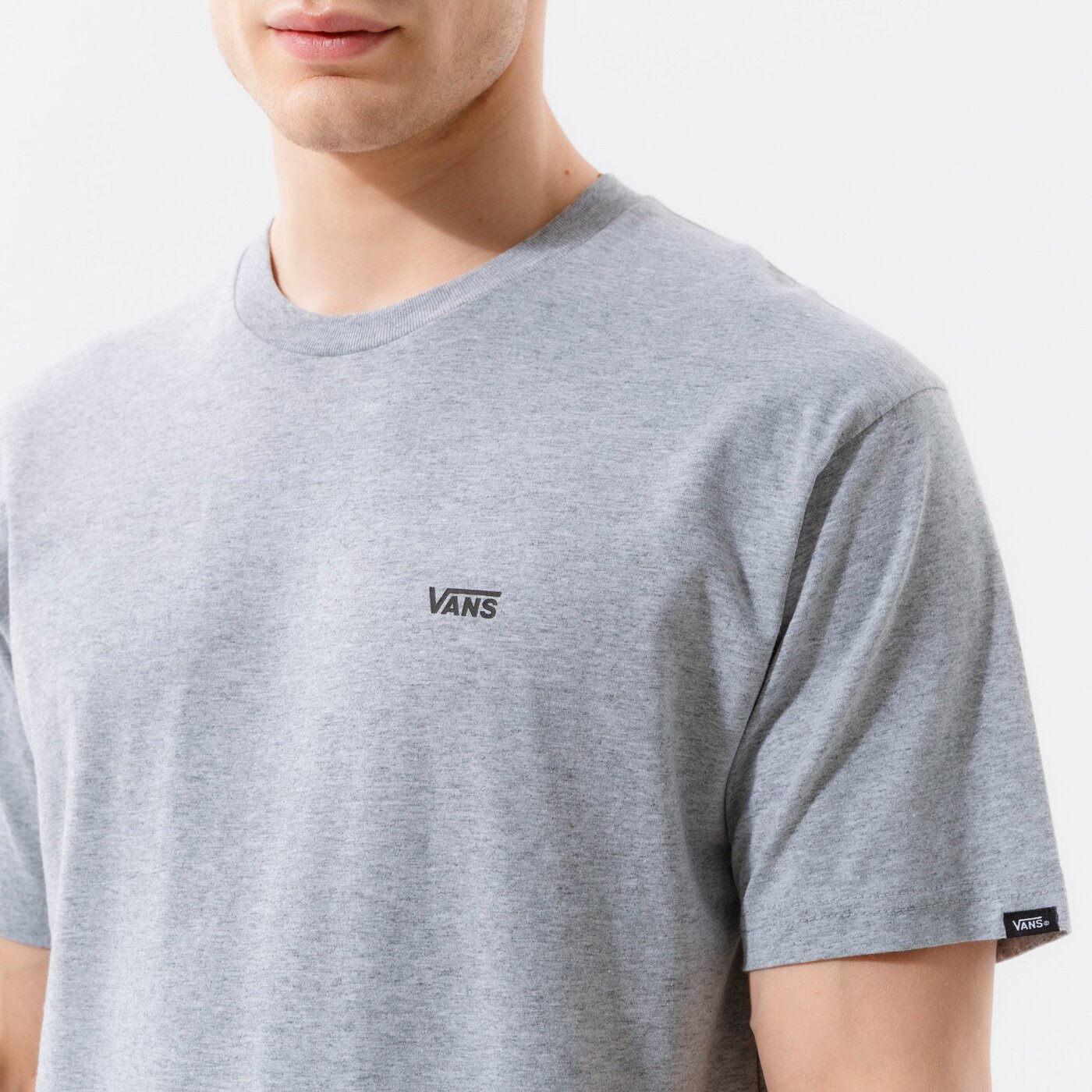 Мъжка тениска VANS ТЕНИСКА MN LEFT CHEST LOGO TEE GREY vn0a3czeatj1 цвят сив
