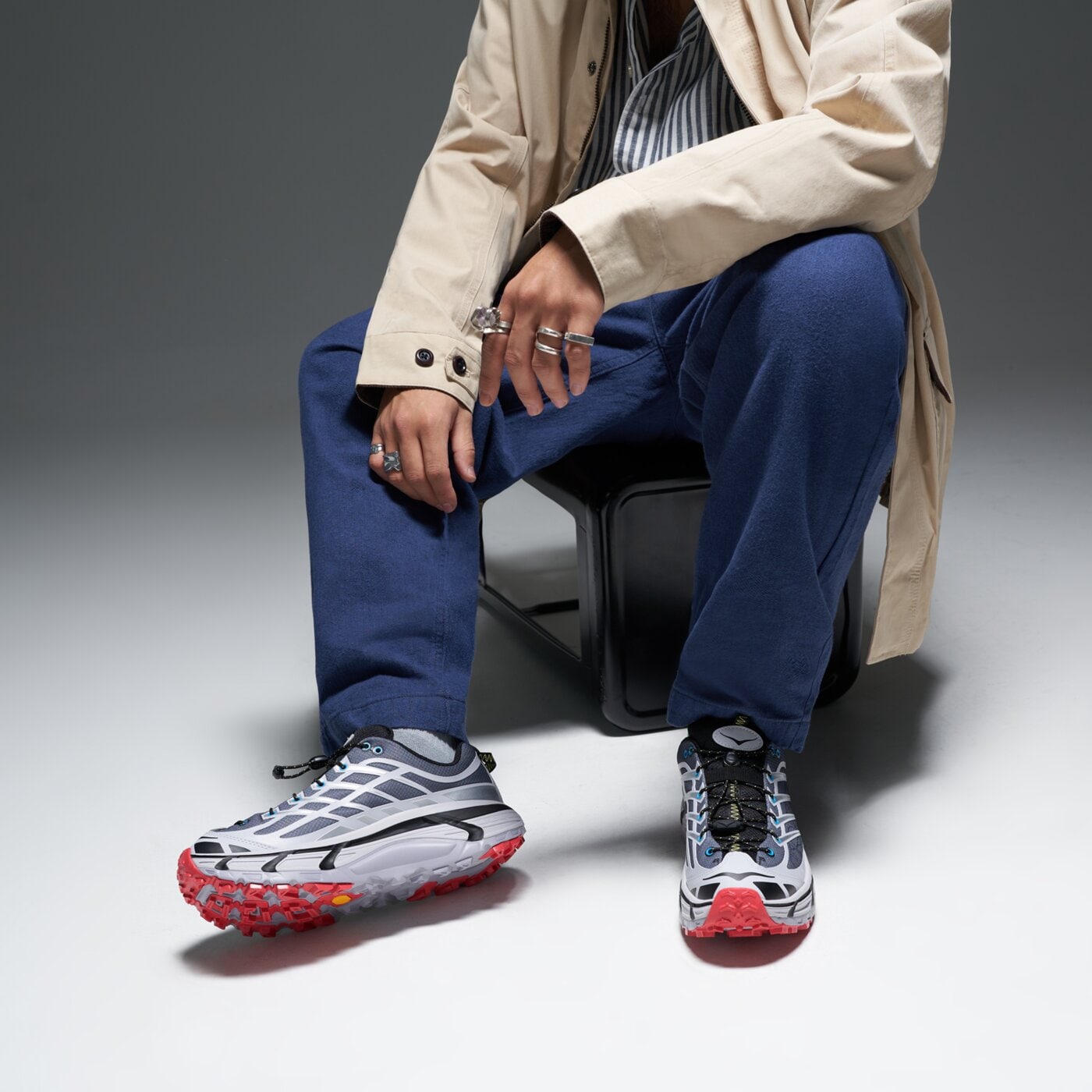 Мъжки маратонки за бягане HOKA MAFATE THREE2 WORDMARK 1175490aryt цвят сив