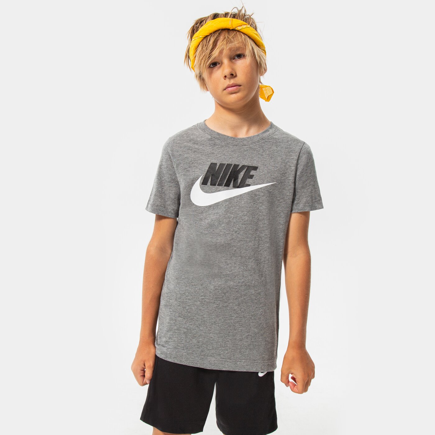 Детска тениска NIKE ТЕНИСКА NIKE SPORTSWEAR BOY ar5252-091 цвят сив