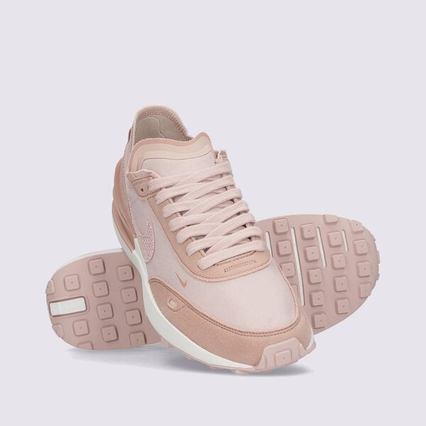 Дамски маратонки NIKE WAFFLE ONE dm7604-600 цвят розов