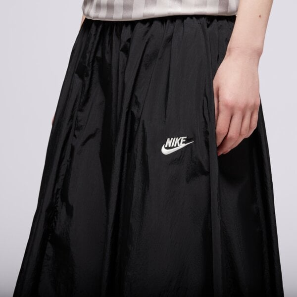 Дамски NIKE ПОЛА W NSW WR SKIRT im7450-010 цвят черен