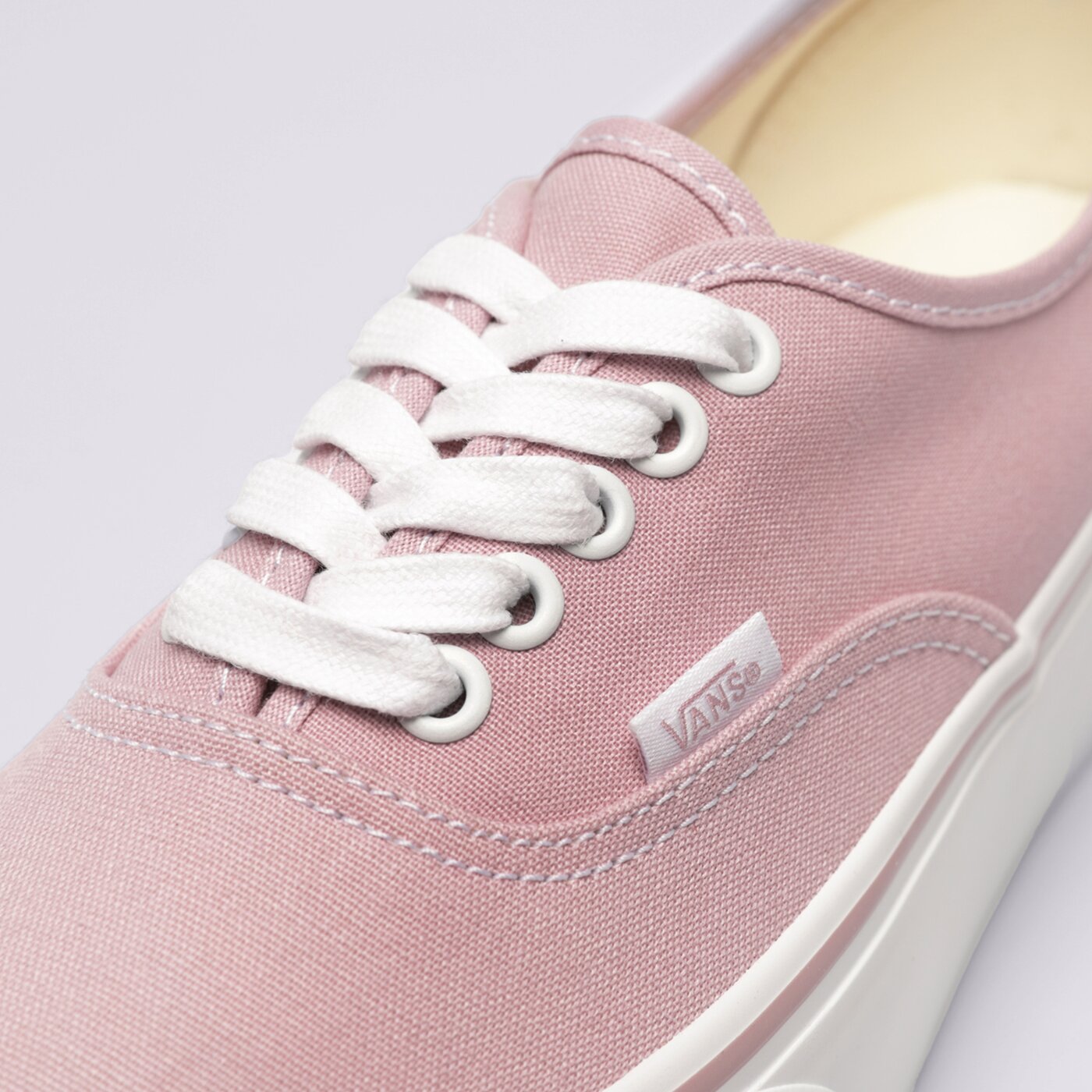 Дамски маратонки VANS AUTHENTIC STACKFORM OSF vn0005utblt1 цвят розов