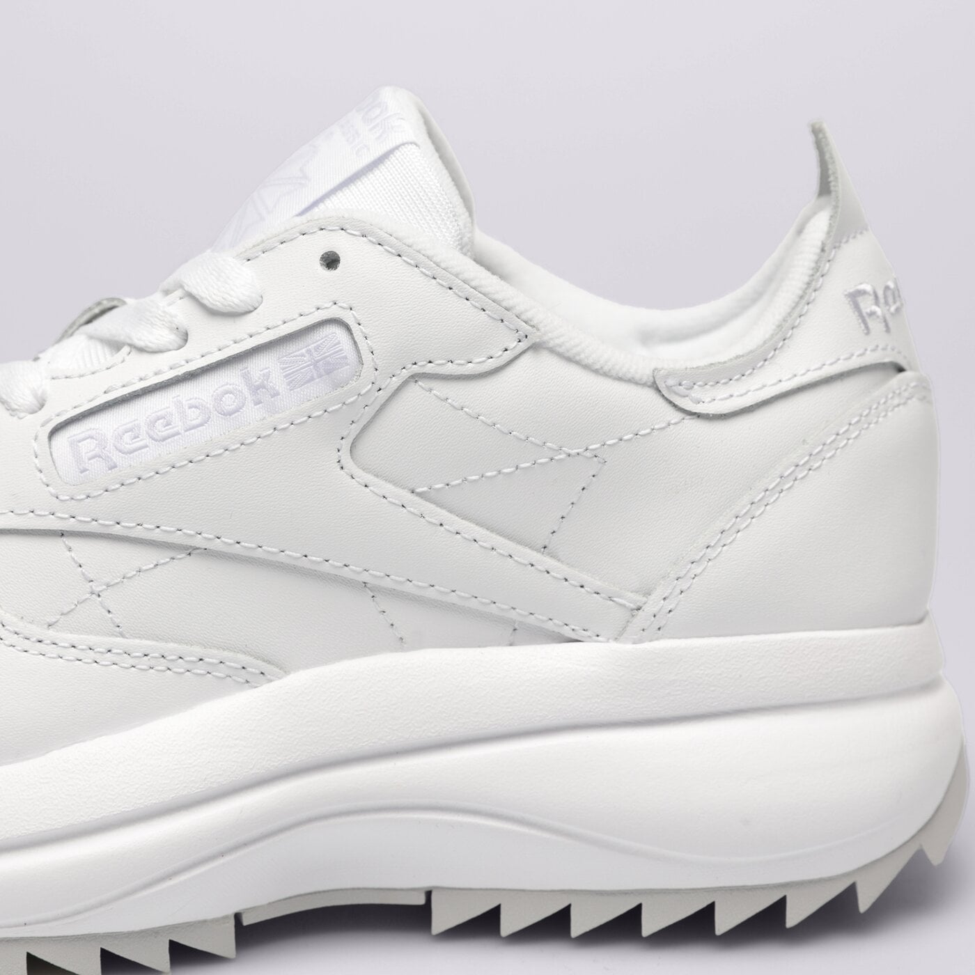 Дамски маратонки REEBOK CLASSIC LEATHER SP EXTRA 100025714 цвят бял