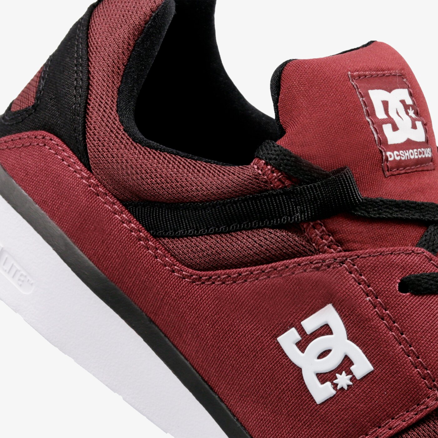 Мъжки маратонки DC HEATHROW adys700071crn цвят бордо