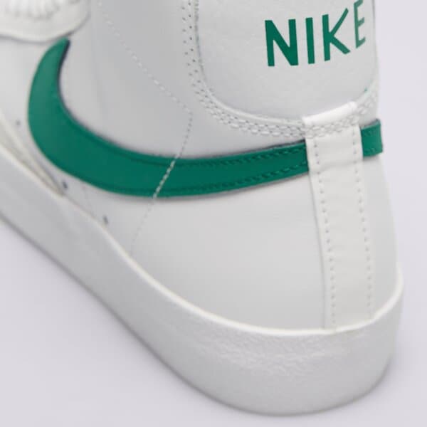 Дамски маратонки NIKE BLAZER MID '77  cz1055-119 цвят бял