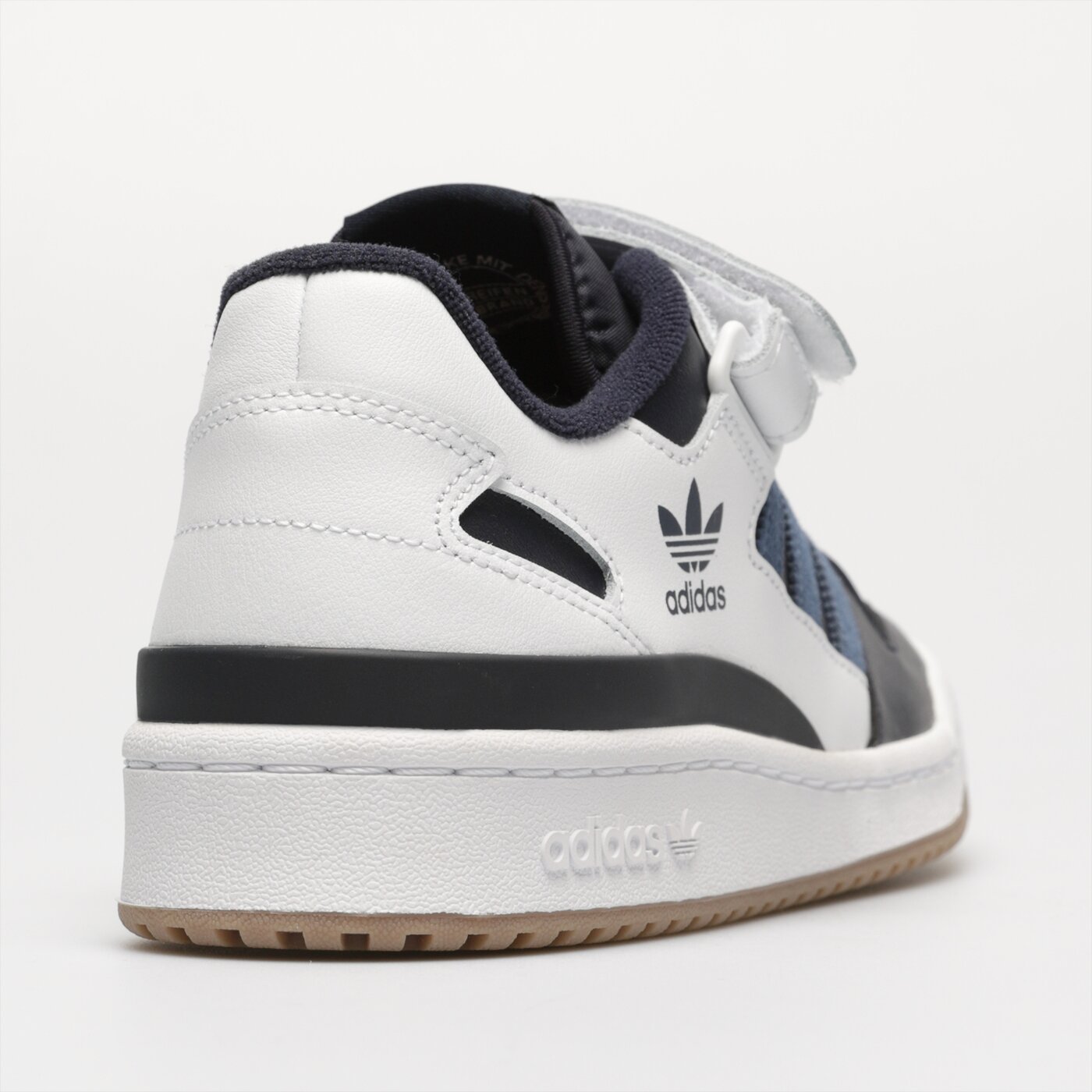 Мъжки маратонки ADIDAS FORUM LOW gx7066 цвят бял