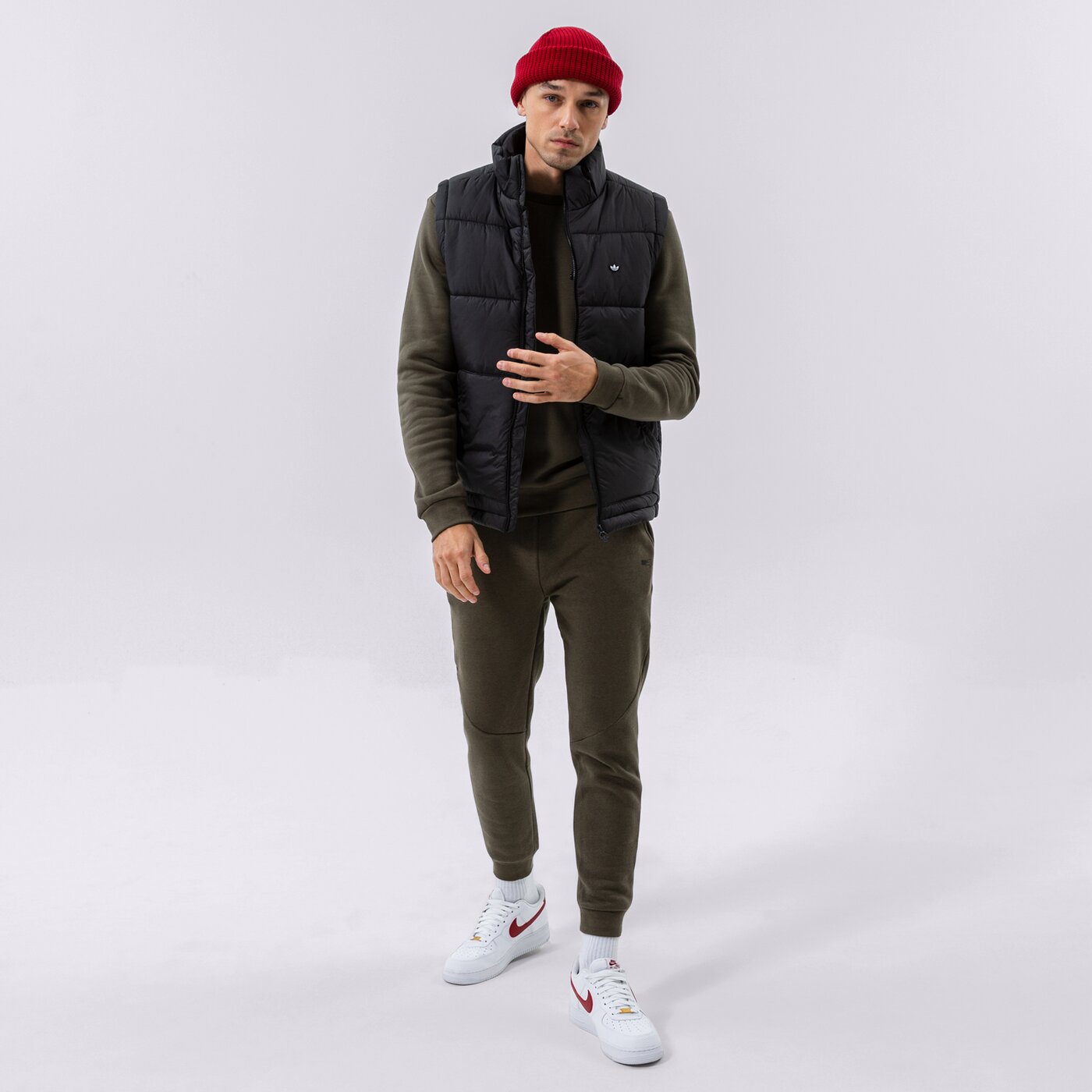 Мъжки суичър CONFRONT СУИТЧЪР SMALL LOGO CREW КАКИ cf321blm32001 цвят каки