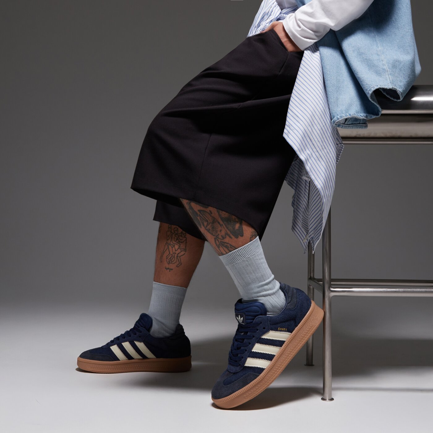 Мъжки маратонки ADIDAS SAMBA XLG js3827 цвят син