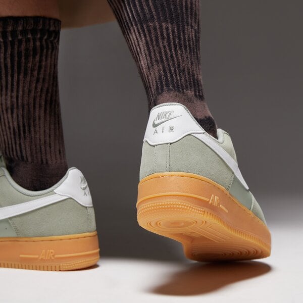 Мъжки маратонки NIKE AIR FORCE 1 '07 LV8 fq8714-300 цвят зелен