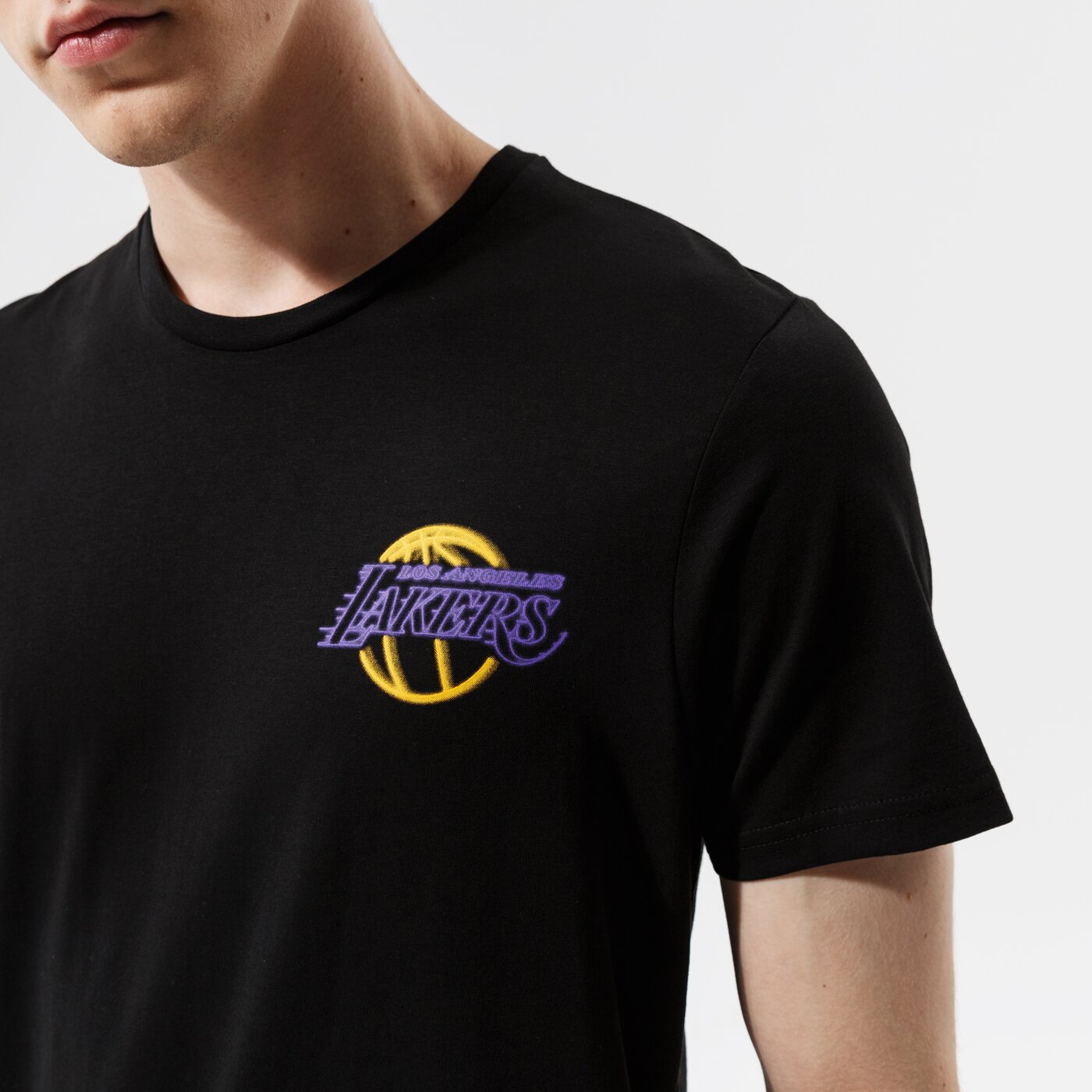 Мъжка тениска NEW ERA ТЕНИСКА NBA NEON TEE LOSLAK BLK 12827210 цвят черен