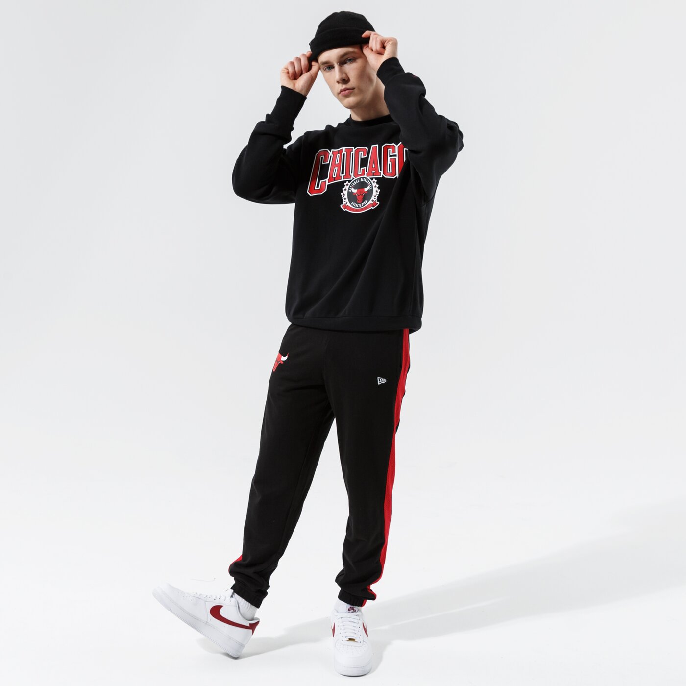 Мъжки панталони NEW ERA ПАНТАЛОНИ NBA TEAM LOGO JOGGER CHIBUL BLK 12827207 цвят черен