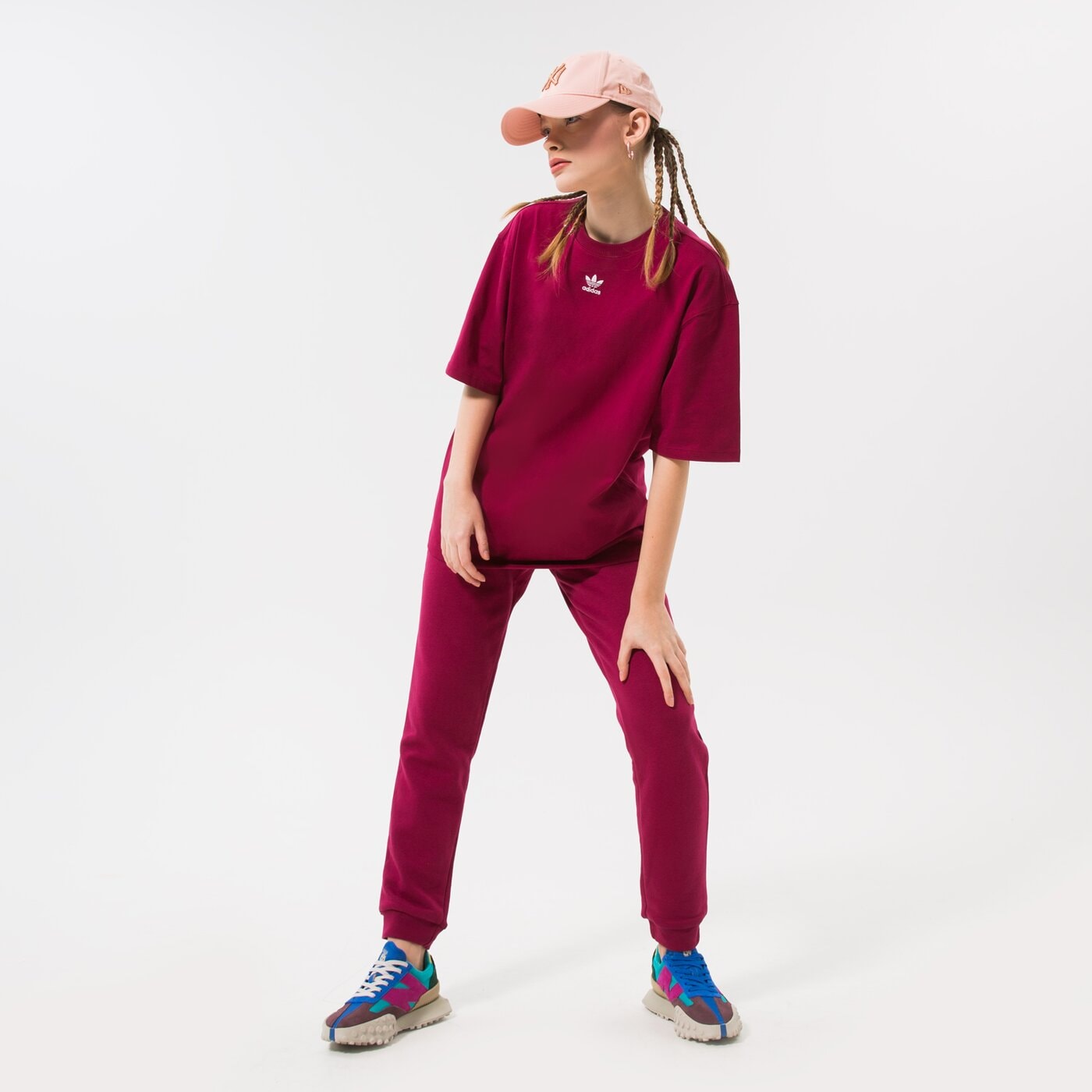 Дамска тениска ADIDAS ТЕНИСКА hm1830 цвят бордо