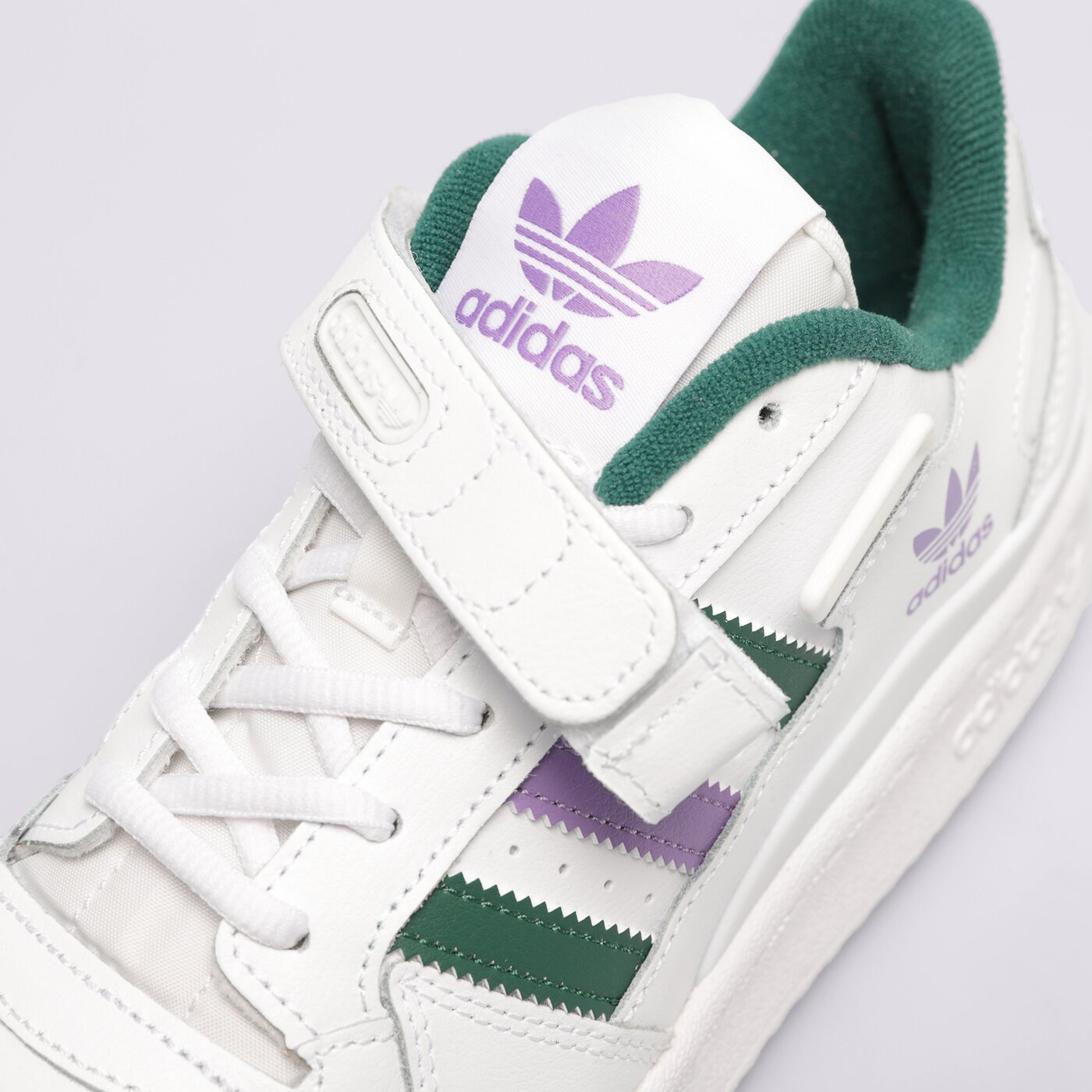 Дамски маратонки ADIDAS FORUM LOW W hq1912 цвят бял