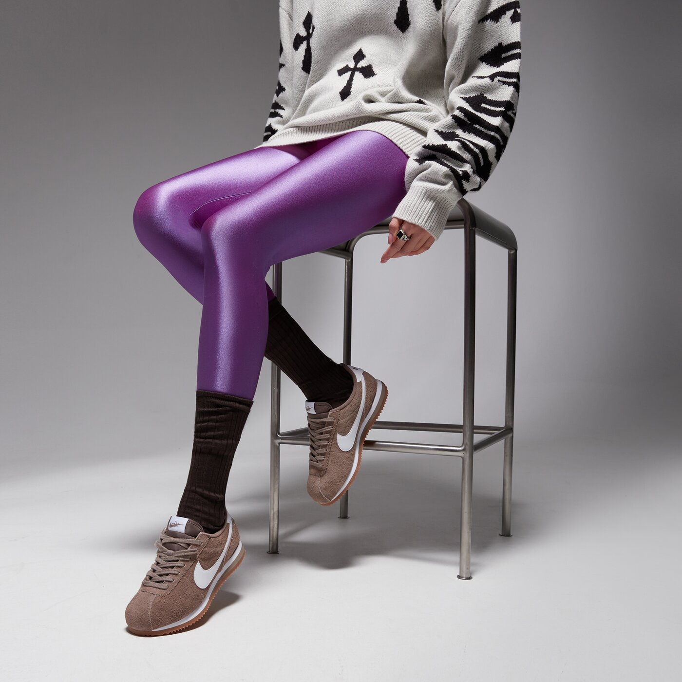 Дамски маратонки NIKE CORTEZ VINTAGE SUEDE fj2530-200 цвят кафяв