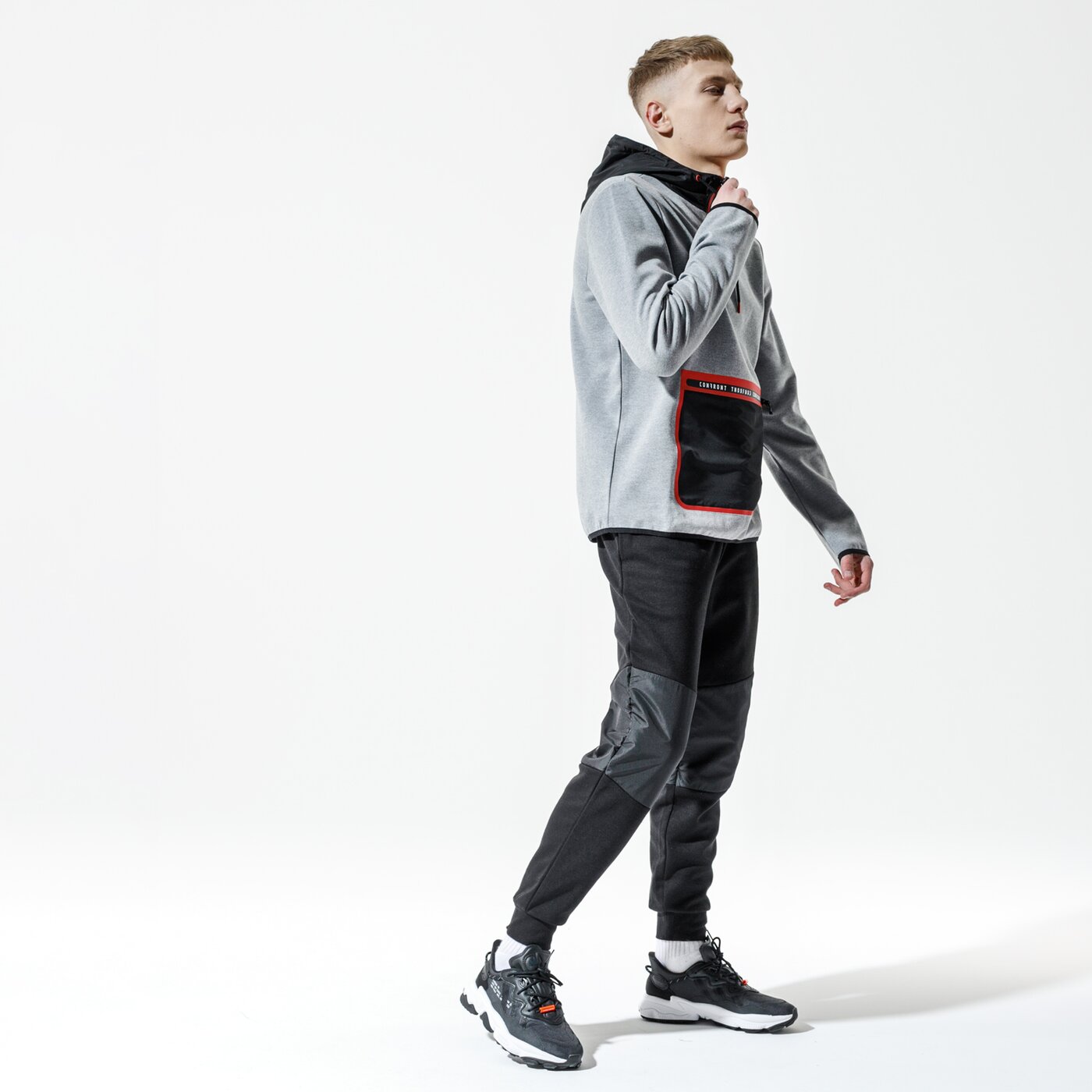 Мъжки панталони CONFRONT ПАНТАЛОНИ CLEGANE cf120spm34001 цвят черен