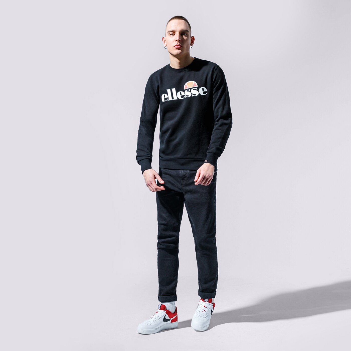 Мъжки суичър ELLESSE СУИТЧЪР SL SUCCISO BLK shc07930011 цвят черен