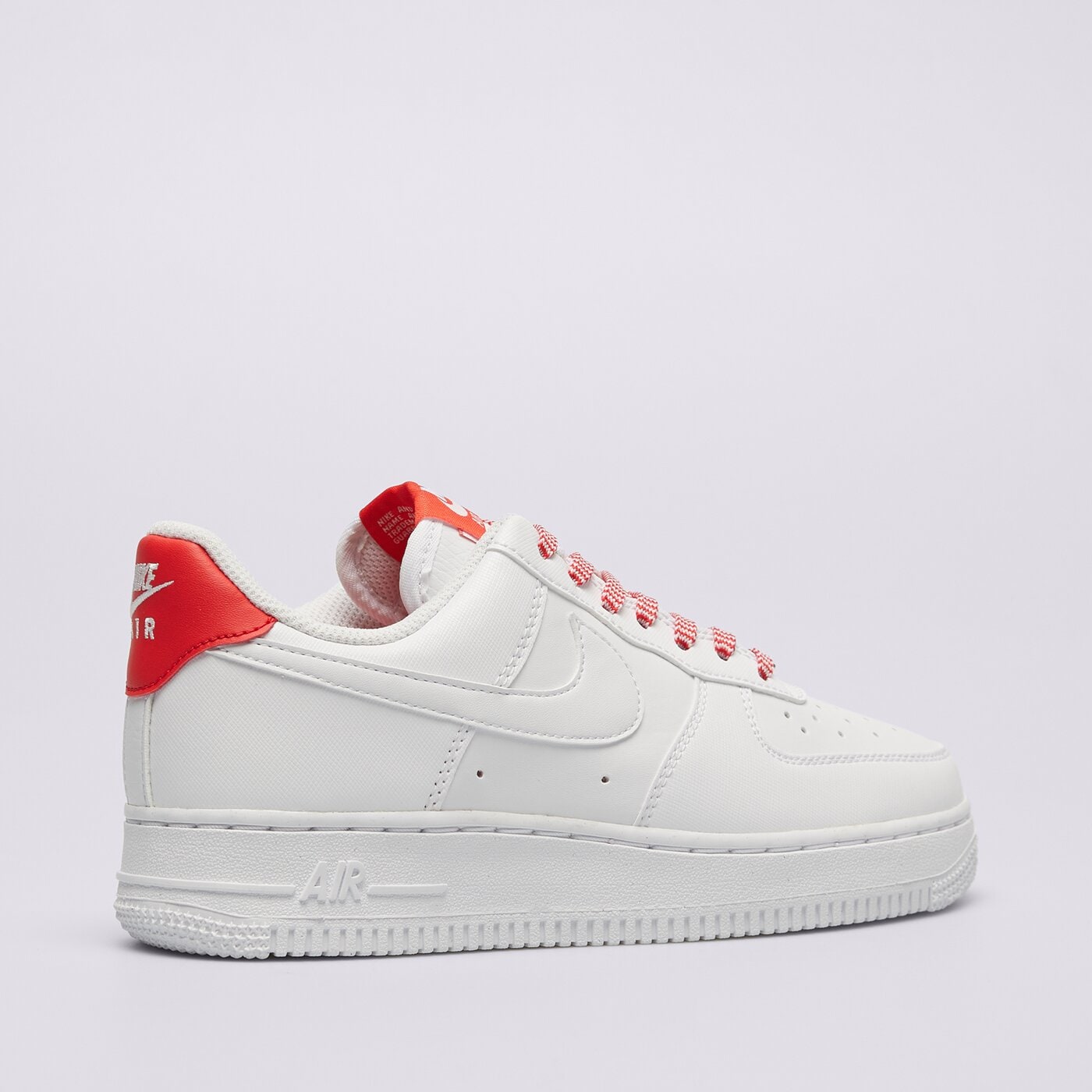 Дамски маратонки NIKE W AIR FORCE 1 '07 NEXT NATURE ib7167-103 цвят бял