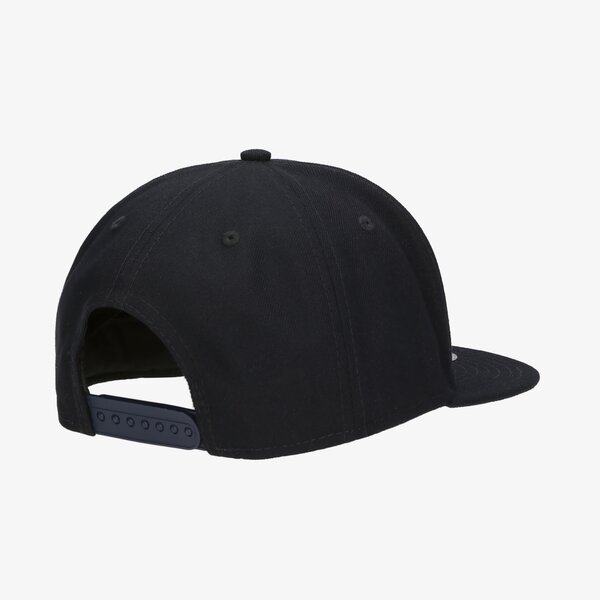Мъжка шапка с козирка NEW ERA ШАПКА METALLIC LOGO 950 NYY NEW YORK YANKEES NVY 60222372 цвят тъмносин