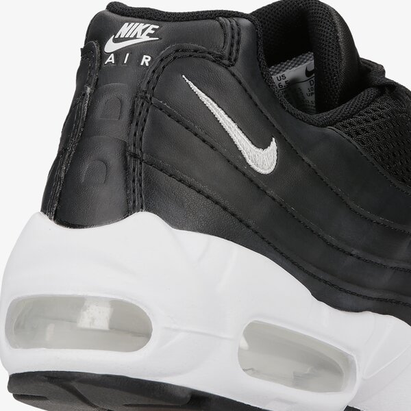 Дамски маратонки NIKE AIR MAX 95 ESSENTIAL  dh8015-001 цвят черен