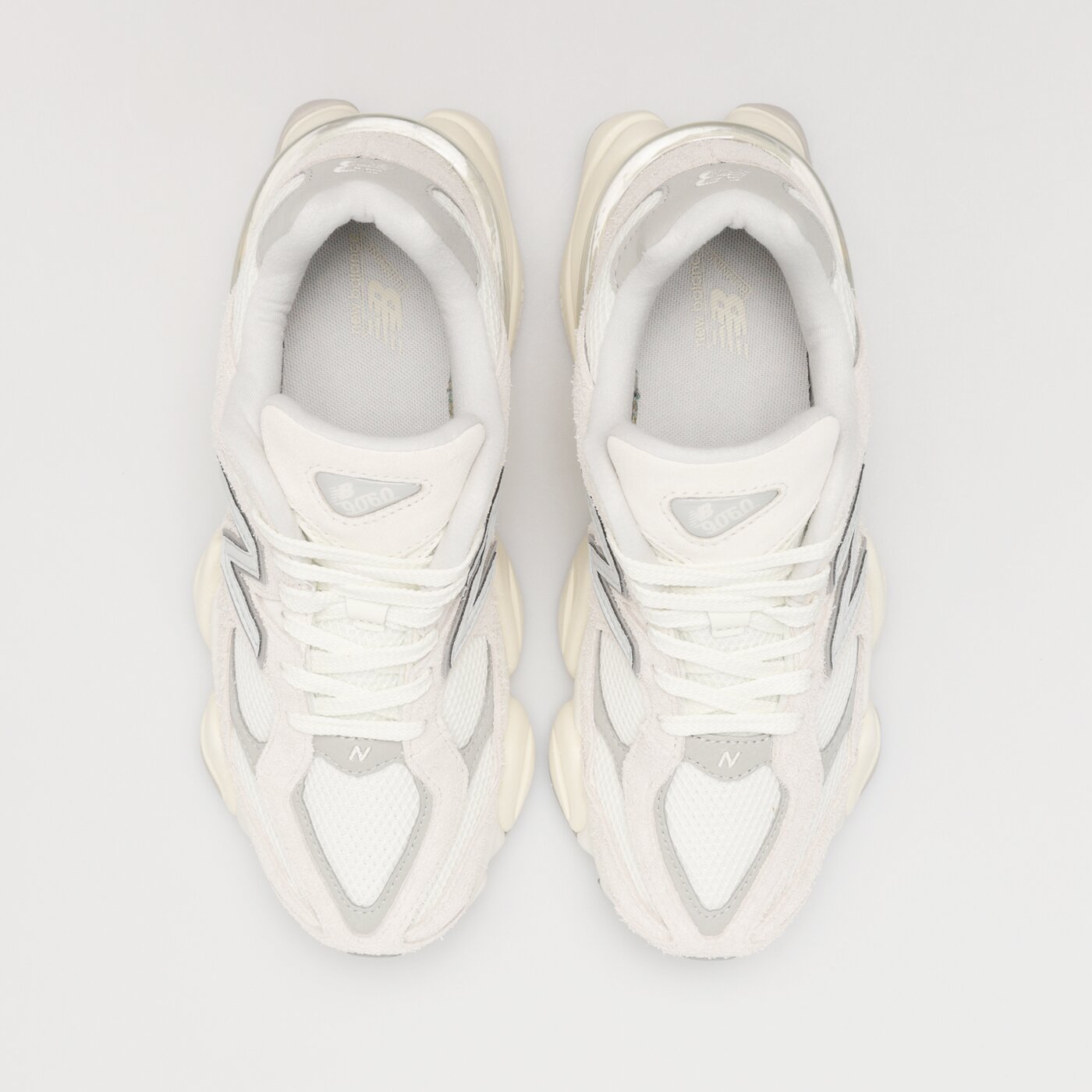 Дамски маратонки NEW BALANCE 9060 u9060hsc цвят бял