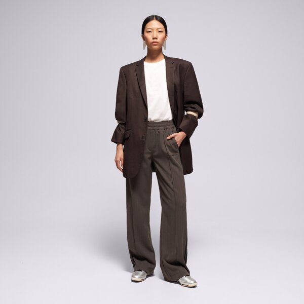 Дамски панталони ADIDAS ПАНТАЛОНИ TAILORED PANTS jy3521 цвят кафяв