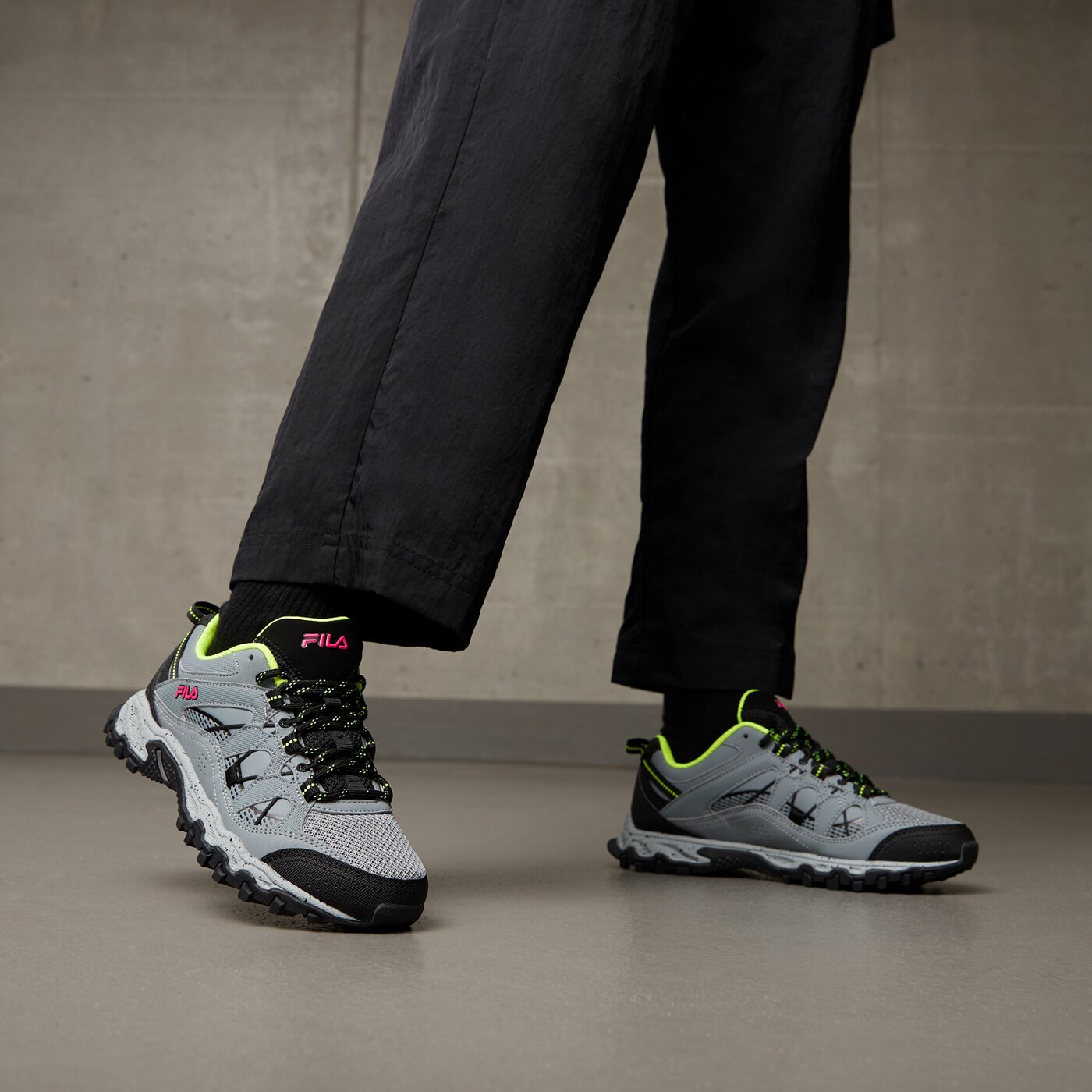 Дамски туристически обувки FILA EXPLORA 5jm02588055 цвят сив