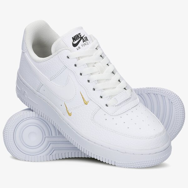 Дамски маратонки NIKE AIR FORCE 1 '07 ESSENTIAL ct1989-100 цвят бял