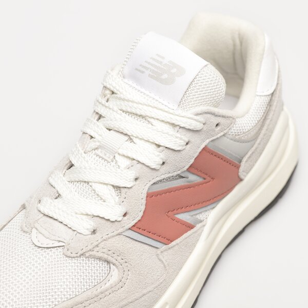Дамски маратонки NEW BALANCE 5740  w5740slc цвят сив