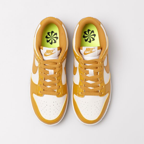 Дамски маратонки NIKE DUNK LOW NEXT NATURE dn1431-001 цвят оранжев