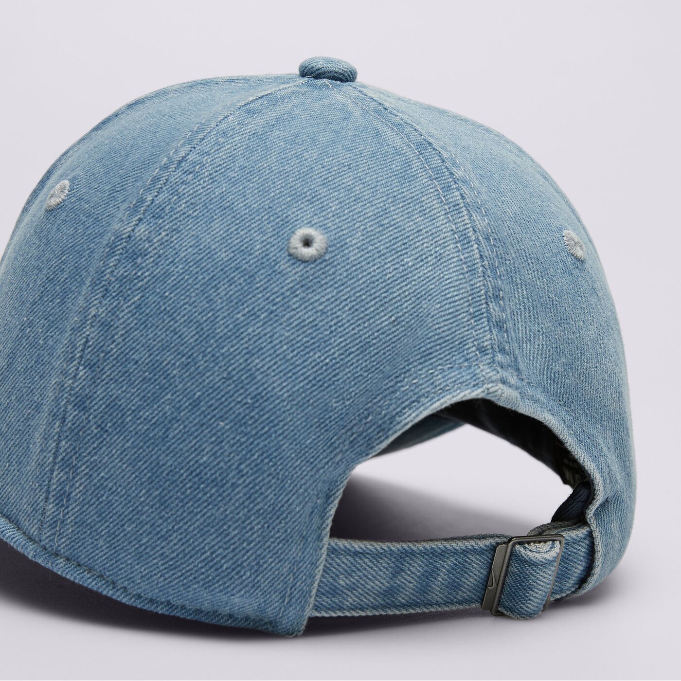 Дамска шапка с козирка NIKE ШАПКА U NK CLUB CAP U CB DENIM 24 L hf0383-429 цвят син