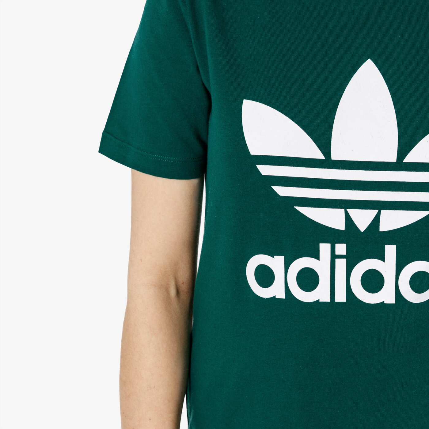 Дамска тениска ADIDAS ТЕНИСКА SS TREFOIL TEE ADICOLOR dv2597 цвят зелен