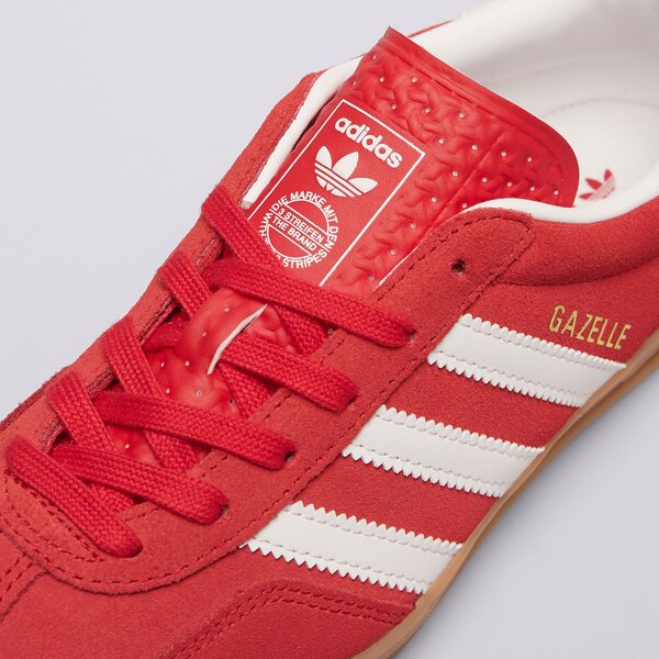 Детски маратонки ADIDAS GAZELLE INDOOR J  js3801 цвят червен